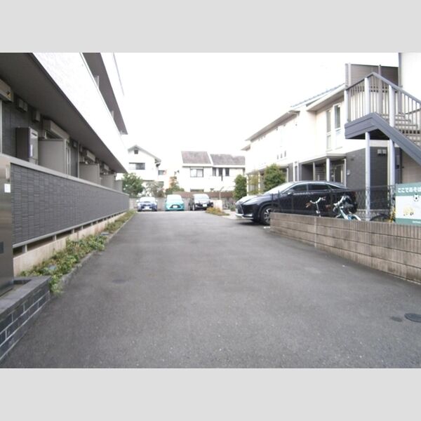 駐車場 (駐車場)