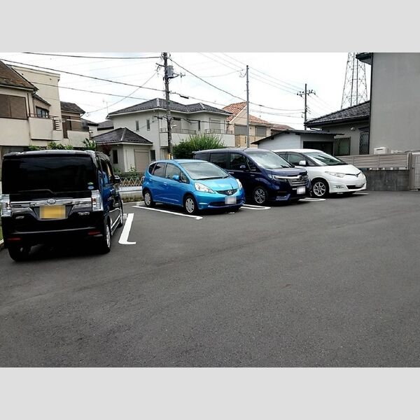 駐車場 (駐車場)
