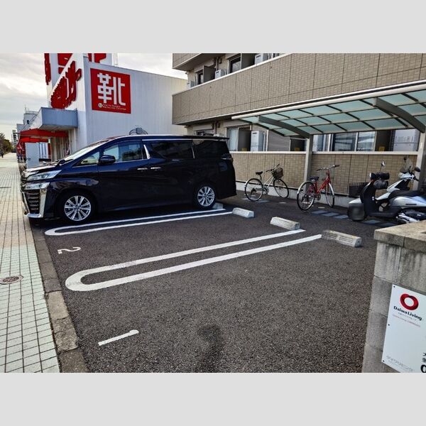 駐車場 (駐輪場)