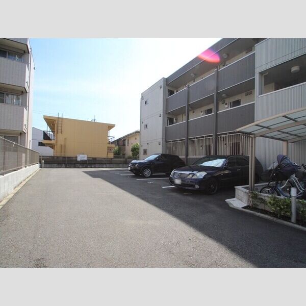駐車場 (駐車場)