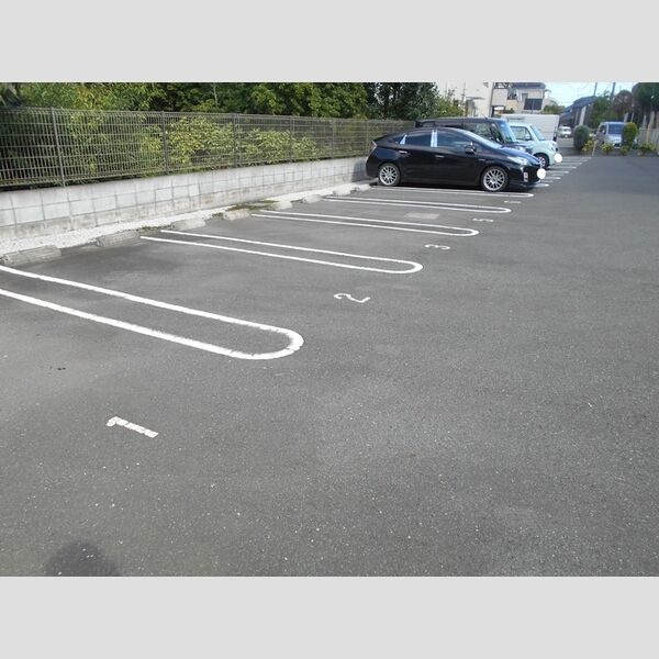 駐車場 (駐車場)