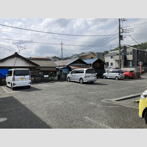 駐車場 (駐車場)