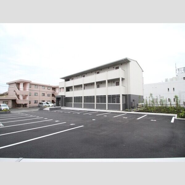 駐車場 (駐車場)