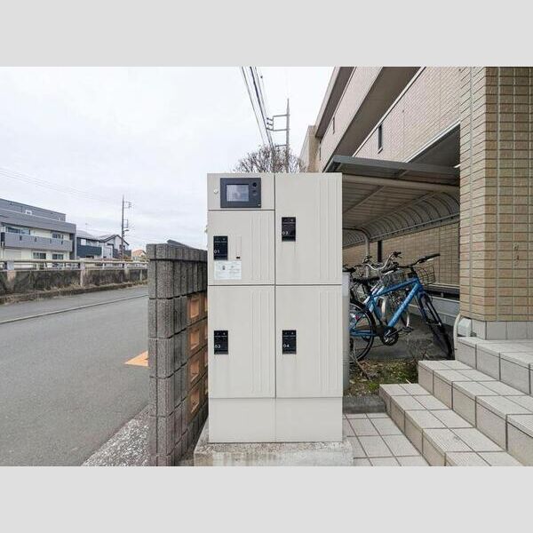 現地周辺 (宅配ボックス)