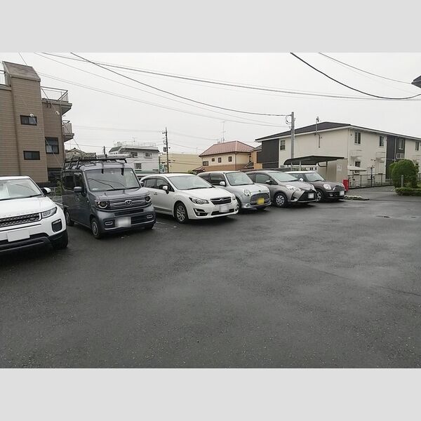駐車場 (駐車場)