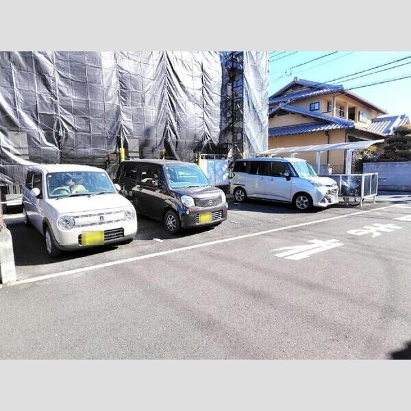 駐車場 (駐車場)