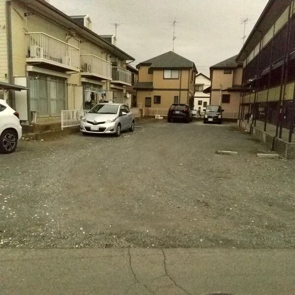 駐車場 (駐車場)