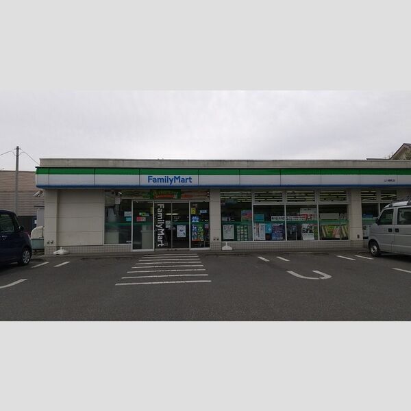 現地周辺 (ファミリーマート立川幸町店 194m)
