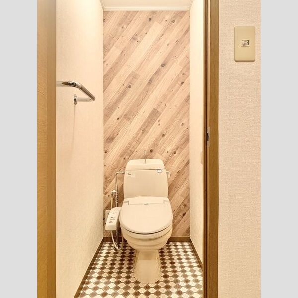 トイレ (温水洗浄便座)