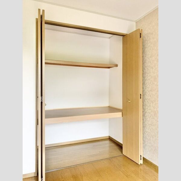 収納 (物入(洋室6帖))