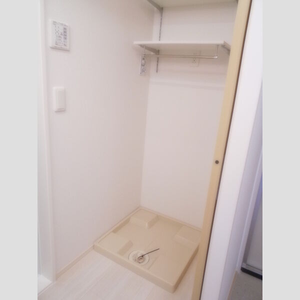 洗面所 (室内洗濯機置き場)