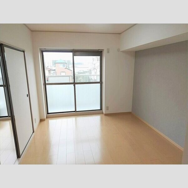 居室・リビング (DK9帖)