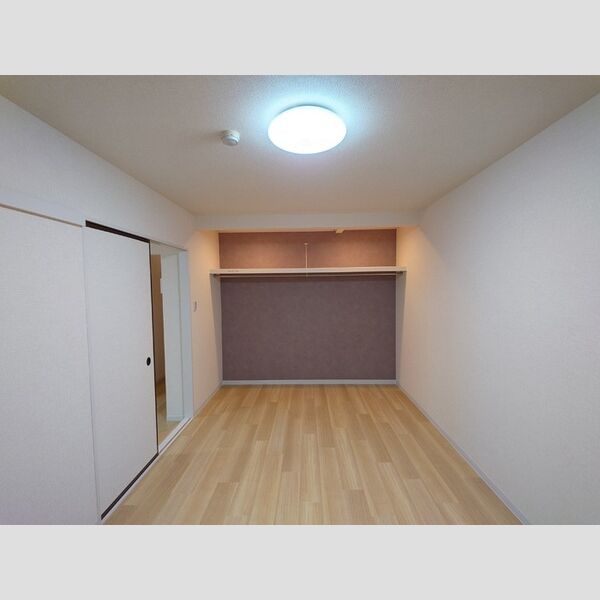 その他 (洋室6帖)