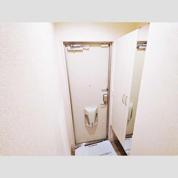 玄関 (玄関)