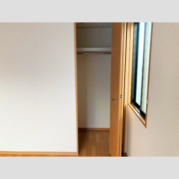 収納 (クローゼット)