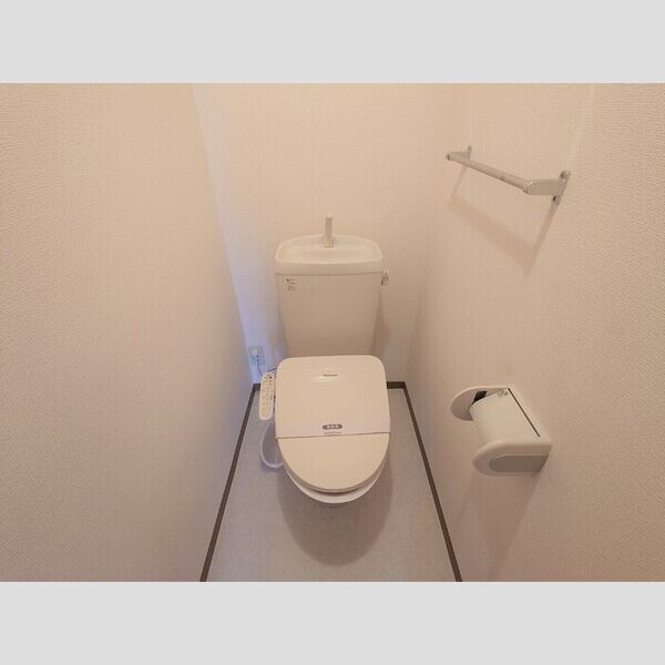 トイレ (温水洗浄暖房便座)