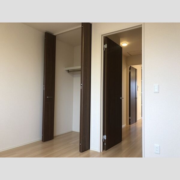 その他 (洋室5.3帖)