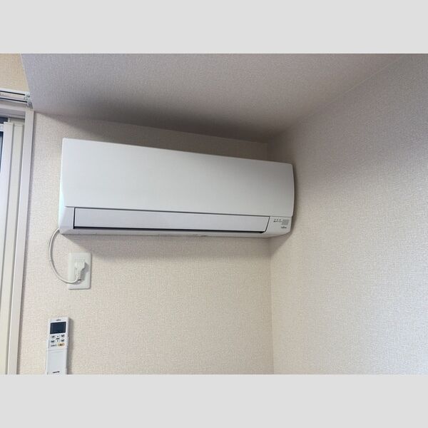 その他設備 (エアコン)