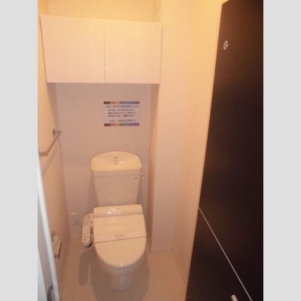 トイレ (トイレ/温水洗浄便座)