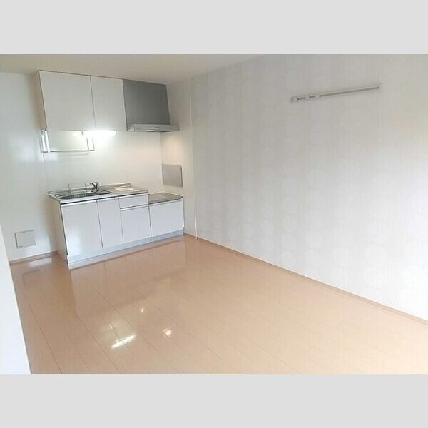 居室・リビング (洋室10.6帖(別角度))