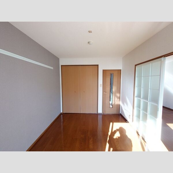 その他 (洋室6帖)