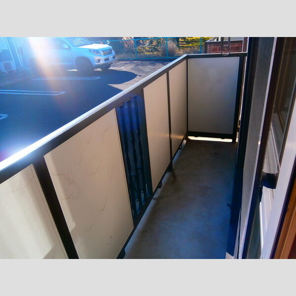 トイレ (バルコニー)