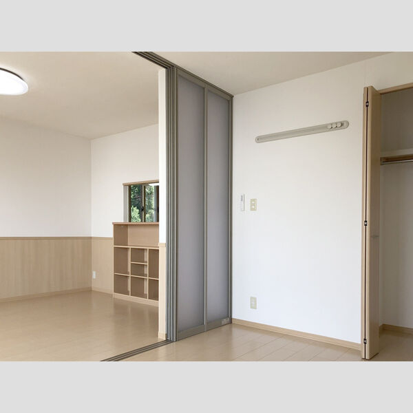 その他 (南側洋室6帖、LDK11帖)