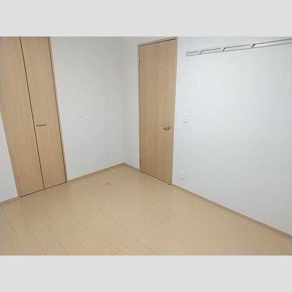 その他 (洋室6帖)