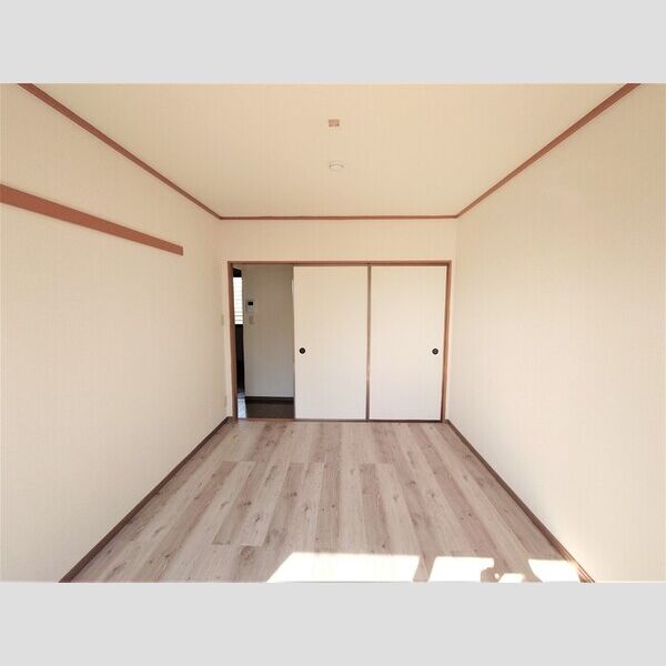 その他 (洋室6帖)