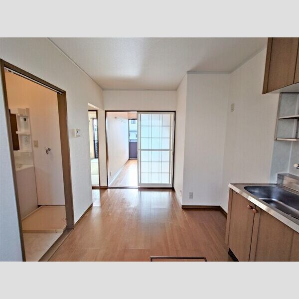 居室・リビング (DK7帖(別角度))