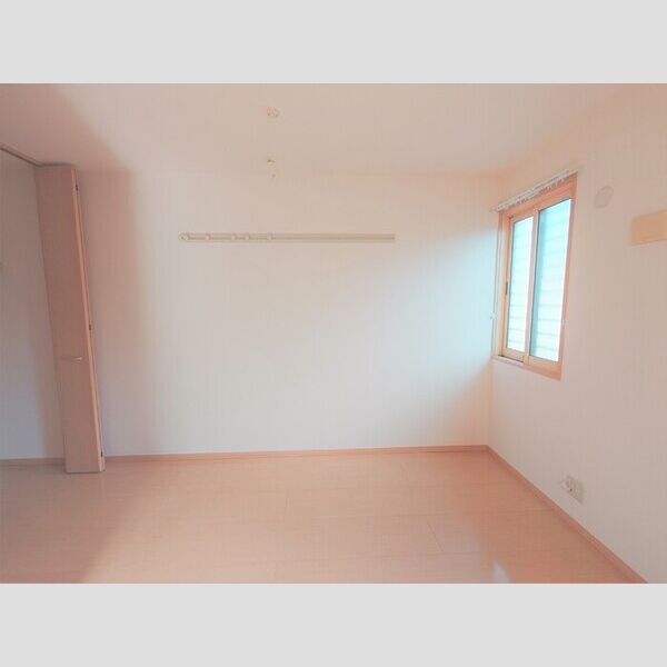 その他 (洋室4帖)