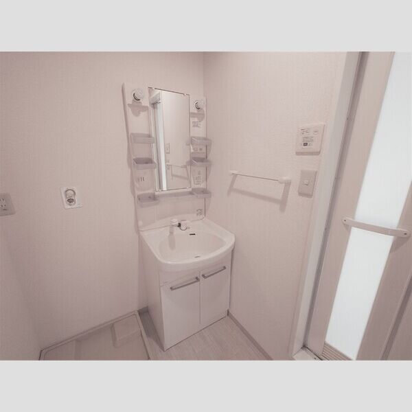 洗面所 (洗髪洗面化粧台)