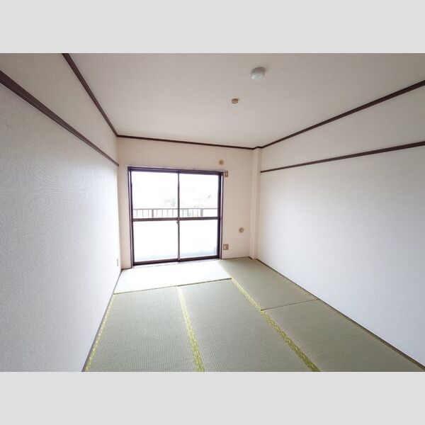 その他 (和室6帖)