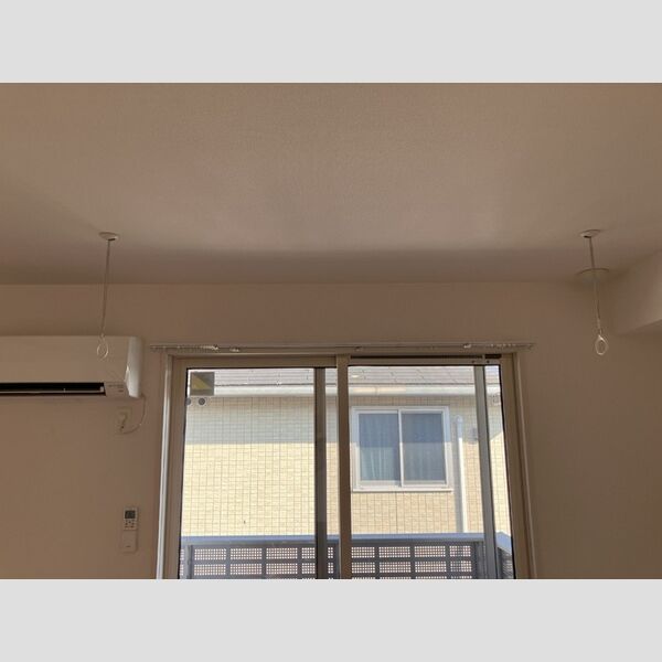 その他設備 (室内物干し)