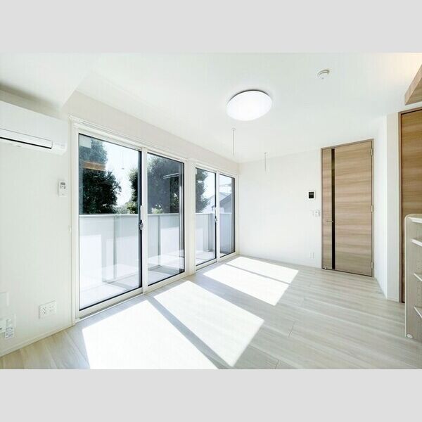 居室・リビング (LDK11.7帖(別角度))