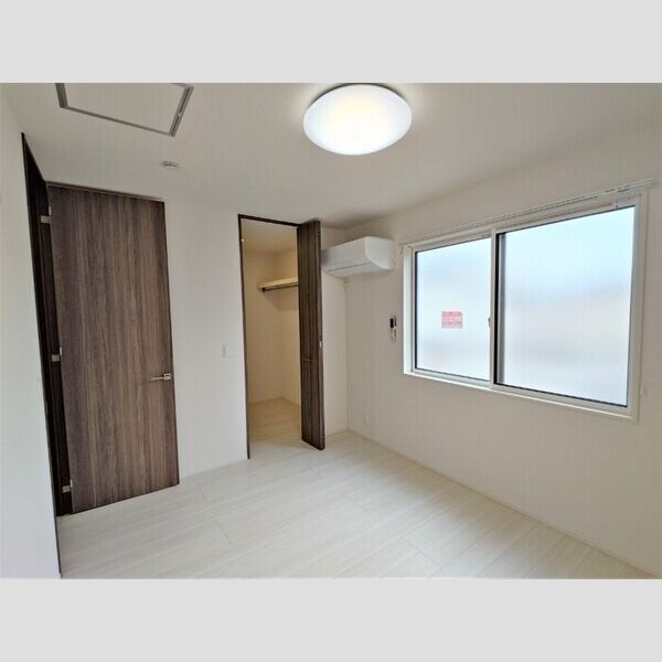 その他 (洋室6帖)