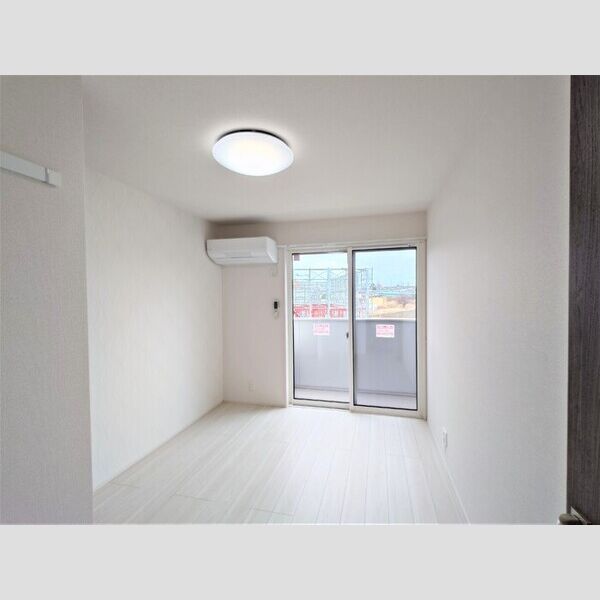 その他 (洋室5.5帖)