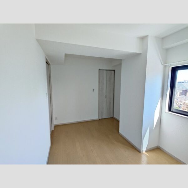 その他 (洋室6帖)