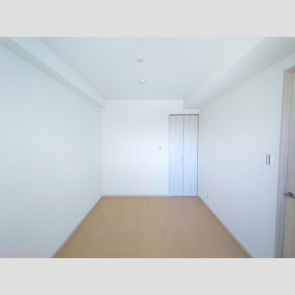 その他 (洋室6帖)