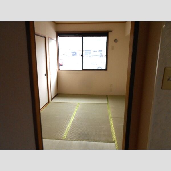 その他 (和室6帖)