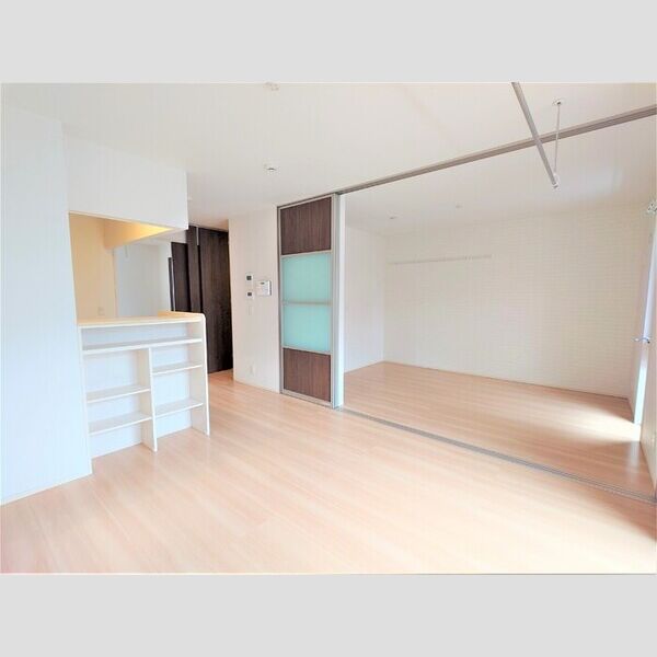 居室・リビング (LDK10.6帖)