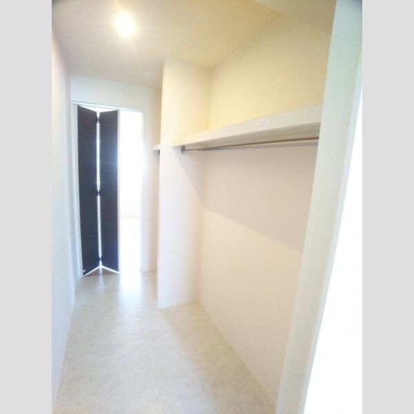 その他 (ウオークインクローゼット)