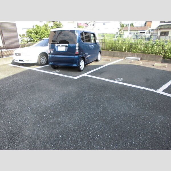 駐車場 (駐車場)