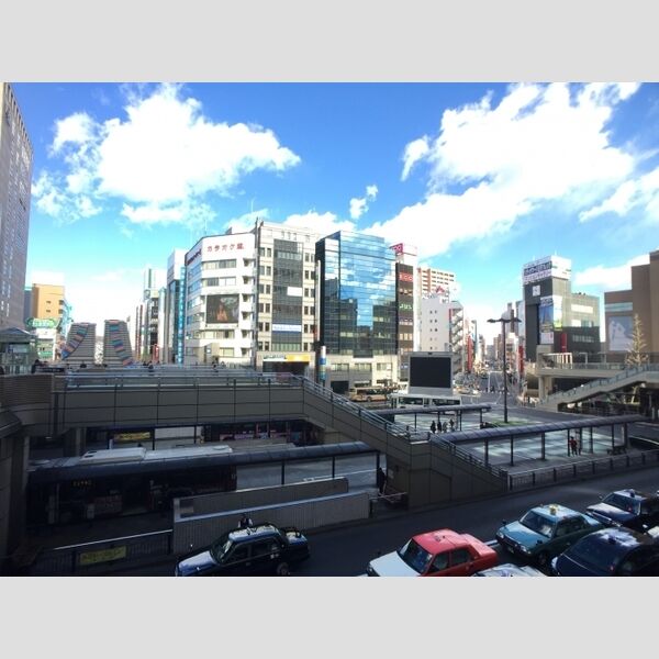 現地周辺 (JR中央本線八王子駅前(2017.3撮影))