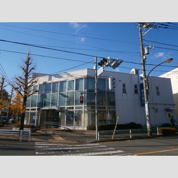現地周辺 (横浜銀行鶴川西支店(2072m))
