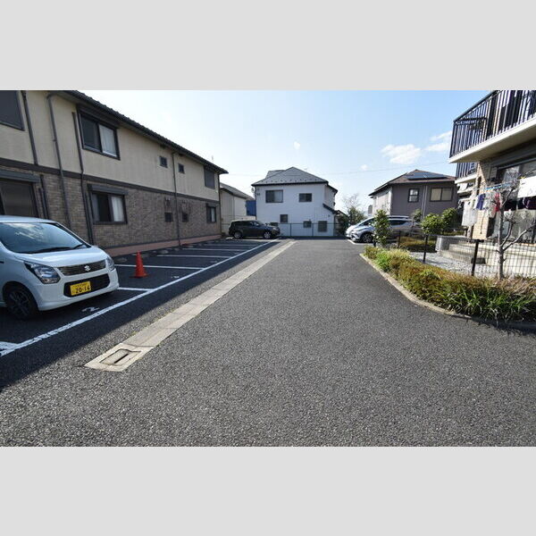 駐車場 (駐車場)