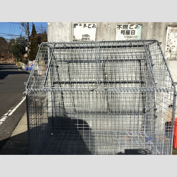 現地周辺 (共用ゴミ置き場(専用ボックスが設置されています))