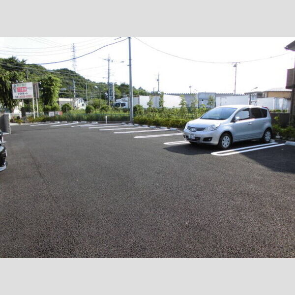 駐車場 (駐車場)