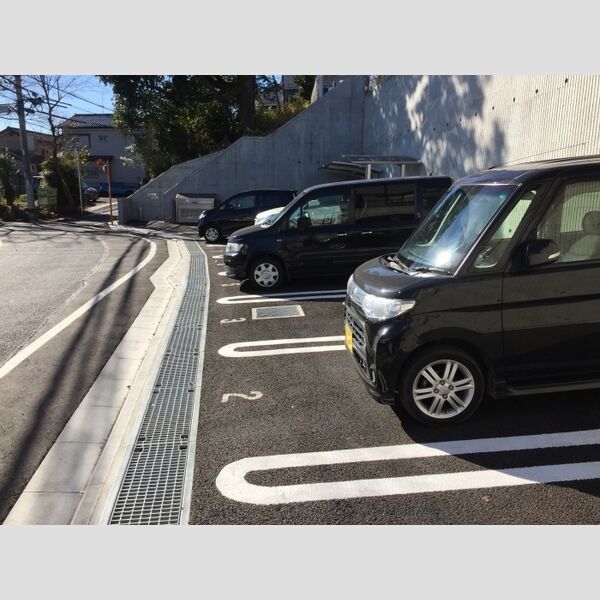 駐車場 (駐車場)