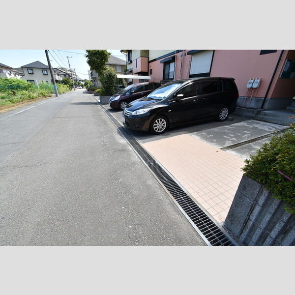 駐車場 (駐車場)